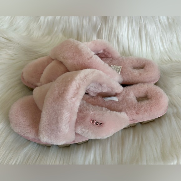 NWOB Ugg Fuzzette Beverly Slippers - Picture 3 of 5